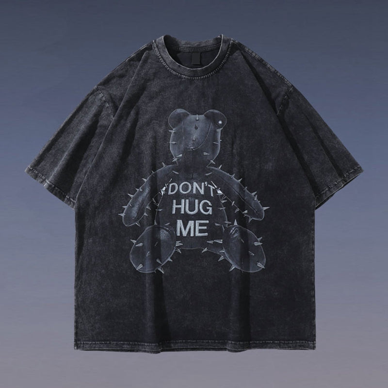 Oversized Vintage Bear Tee "Don't Hug Me"